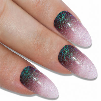 Red Brown gel ombre almond stiletto Bling Art press-on nails — worn-hand close-up showing the chestnut-to-light gradient on long pointed almond stiletto tips. Almond = Stiletto (same shape).